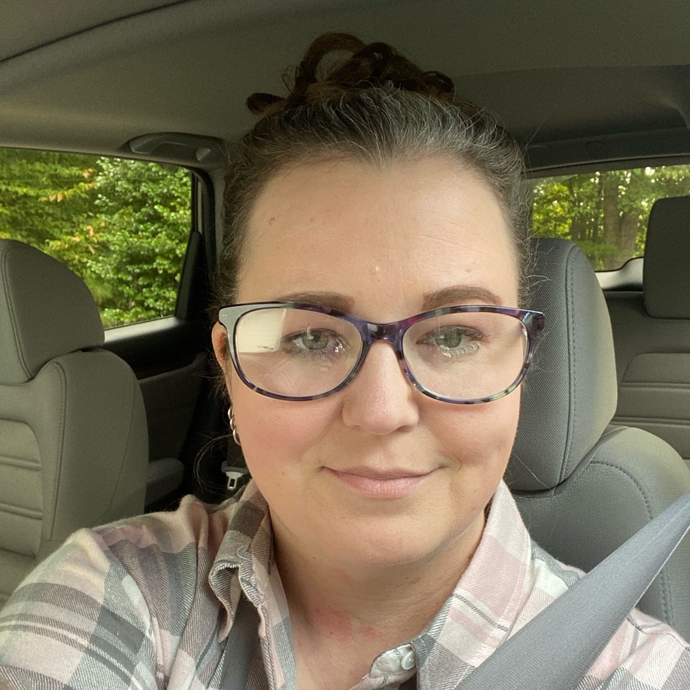 Meet your Posher, Tiffany